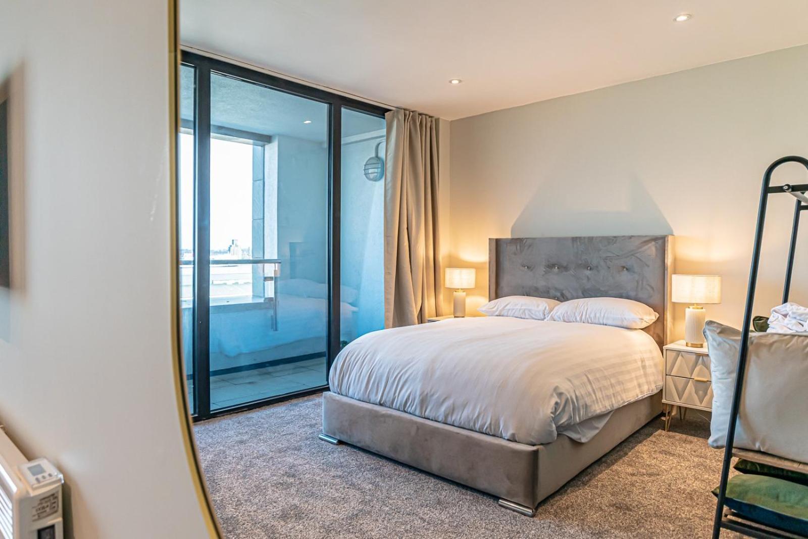 Novu Apartments Liverpool Waterfront Екстериор снимка